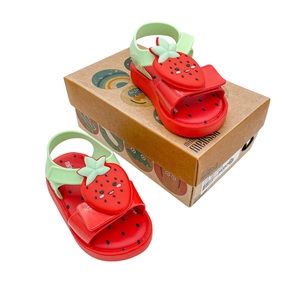 NWT MINI MELISSA Strawberry Sandals, Size 8